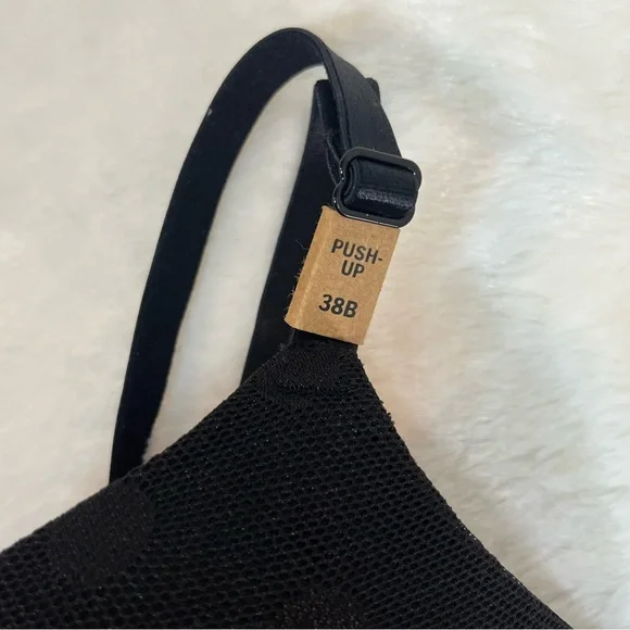 Sold - Picture 3 of 7